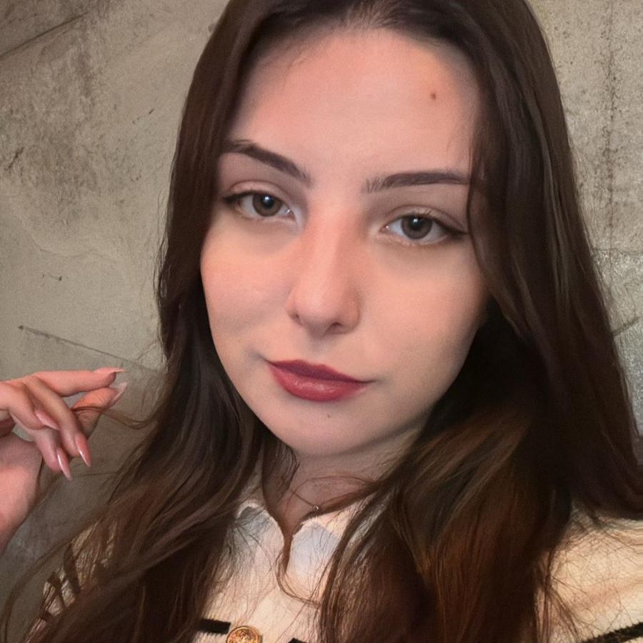 Azra Karakaya